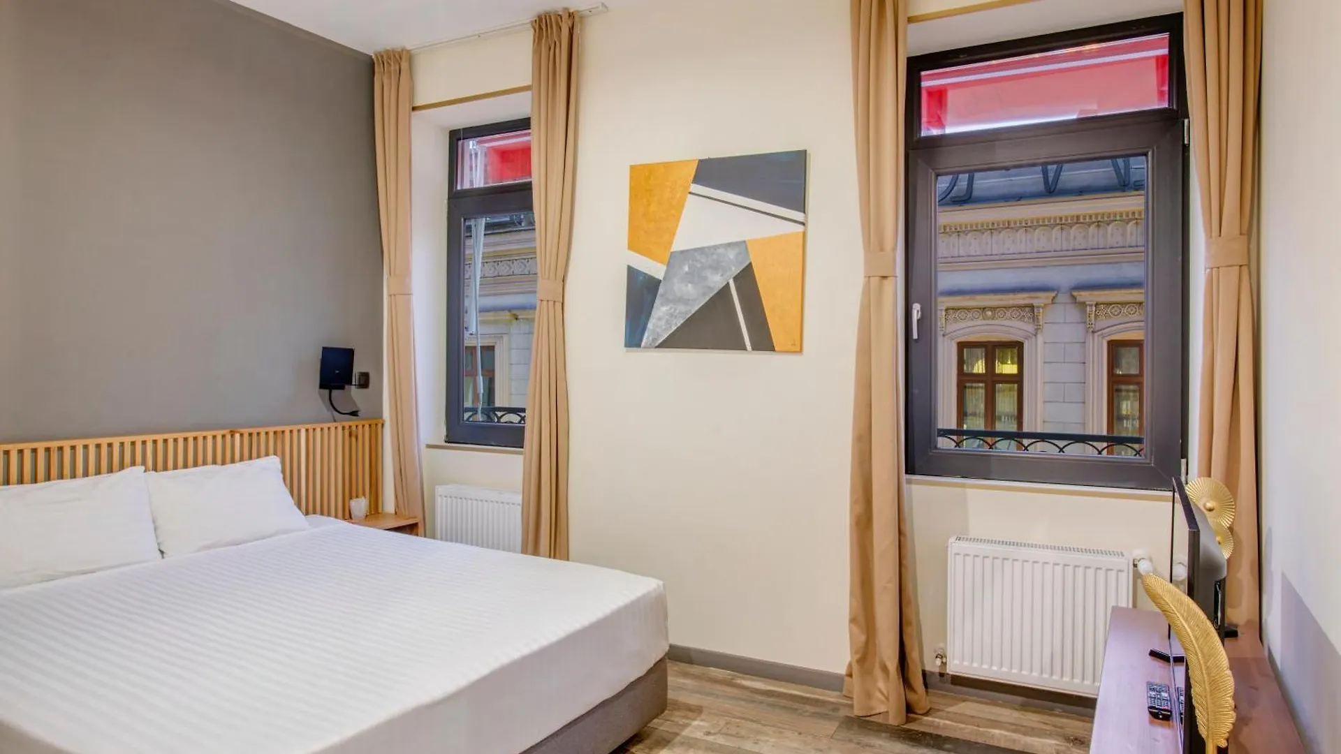 Hotel Forty One Bucharest Romania